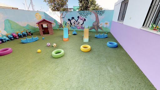 Centro de Educación Infantil Rainbow (Bormujos)