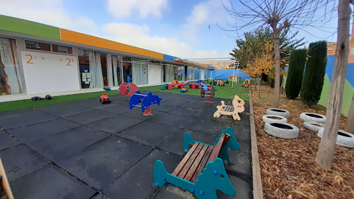 Escuela Infantil Novaschool Juan Latino