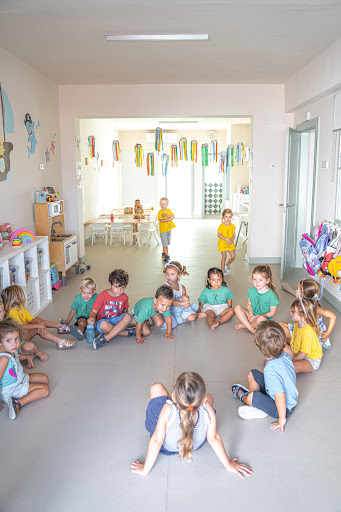 Guarderia Tipi Kinder Escuela Infantil