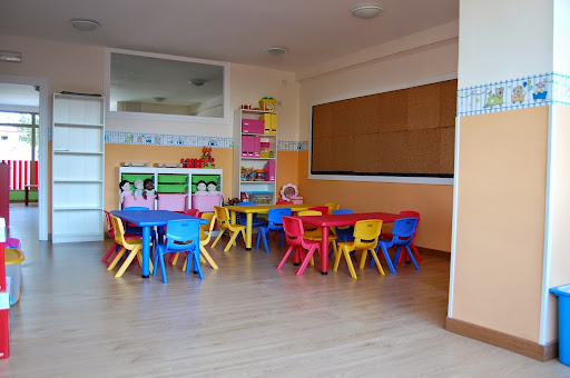 LA GATITA CURIOSA Escuela Infantil Bilingüe en Fuenlabrada