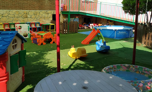ESCUELA INFANTIL TRASGOS