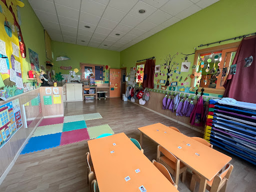 Escuela Infantil Árbol de nubes