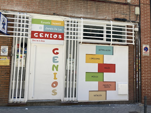 El Jardín de los Genios