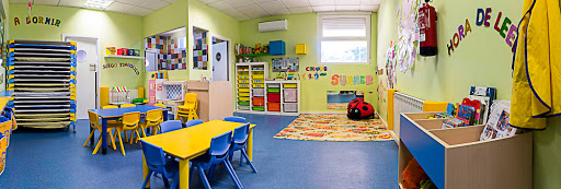 Escuela Infantil Pequeños Astronautas