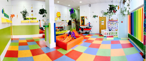 E.I.PR. El Bosque de los Colorines ··· Kindergarten Der Farbenwald