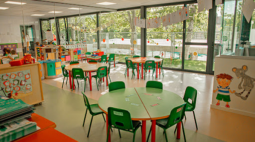 Brains Nursery School | Edificio Qbic La Moraleja | Matronatación