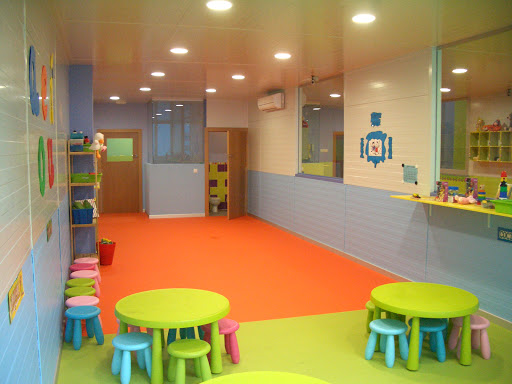 ESCUELA INFANTIL RENACUAJOS S.L.