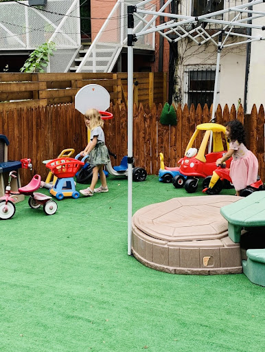Pollitos Daycare