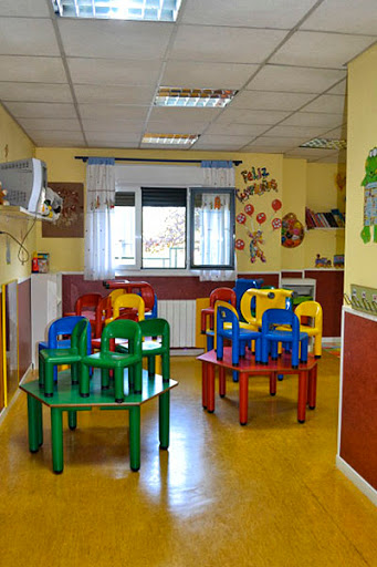 Escuela Infantil La Cabaña Mágica