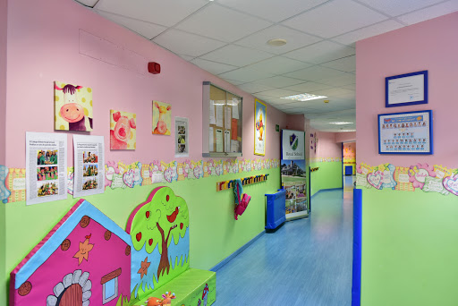 Escuela Infantil Bilingüe Os Pequerrechos- Cuatro Caminos