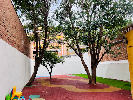 Escola Infantil Petit Far - Llar d'infants Petit Far