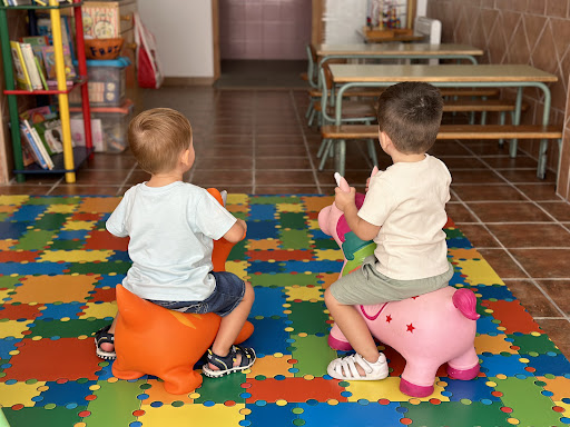 Centro Educación Infantil "Pony"
